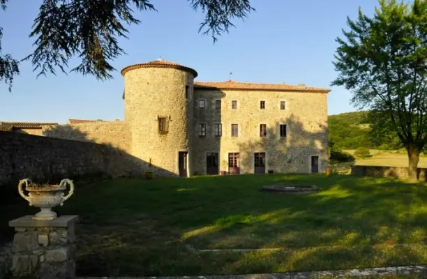Château du Besset à Saint-Romain-de-Lerps